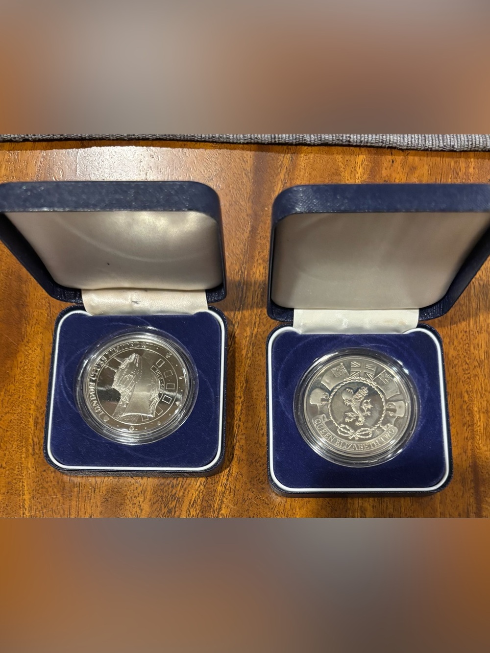 2- QE2 Queen Elizabeth 2:  Casino box coins, London clubs Limited, Vintage